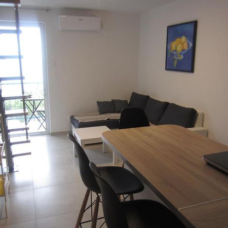 Apartman Valinor Miholascica Экстерьер фото