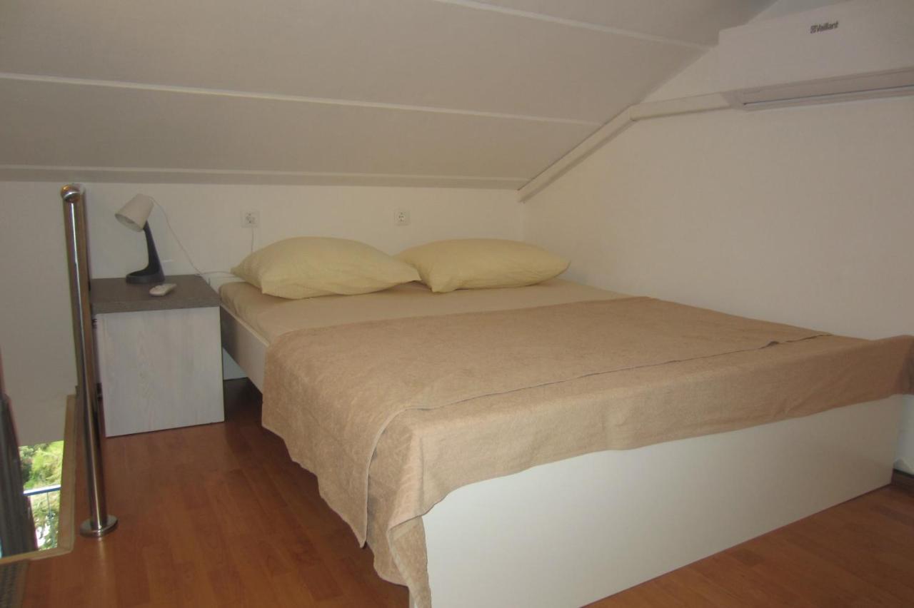 Apartman Valinor Miholascica Экстерьер фото