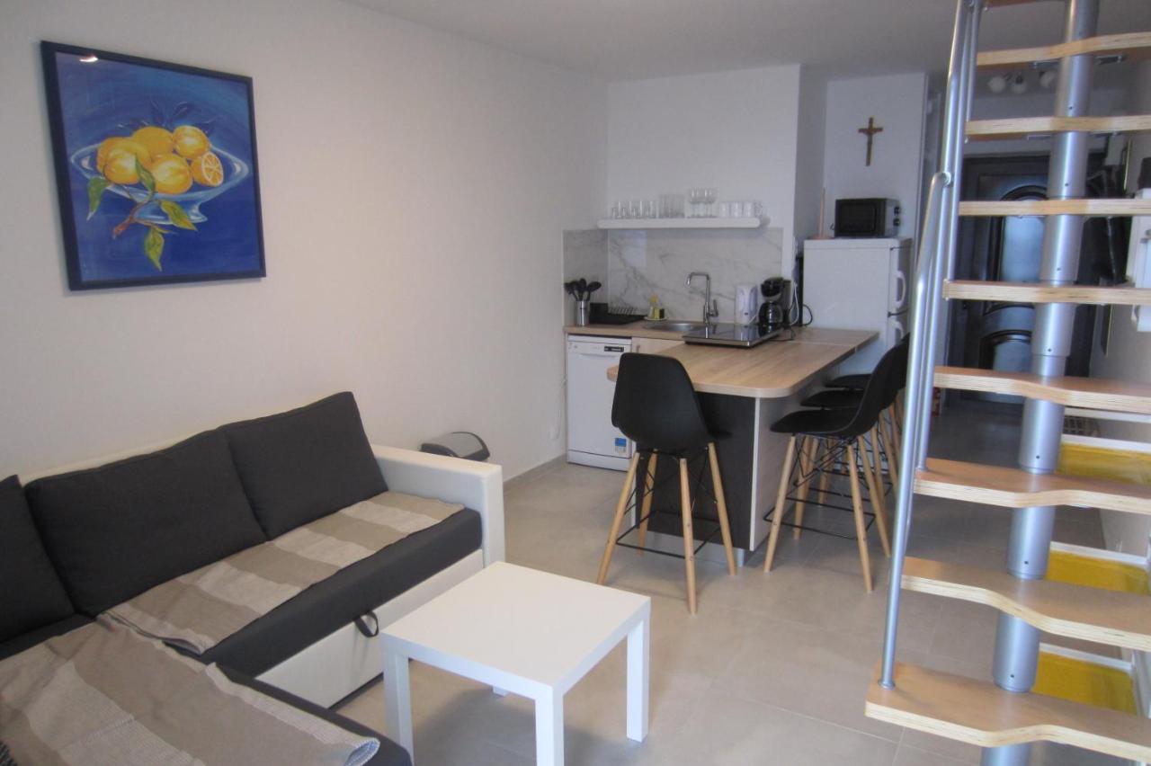 Apartman Valinor Miholascica Экстерьер фото
