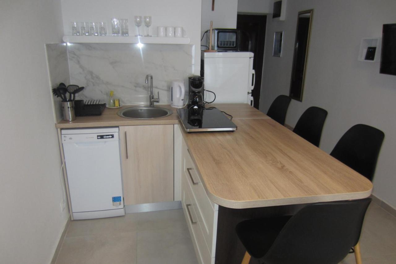 Apartman Valinor Miholascica Экстерьер фото