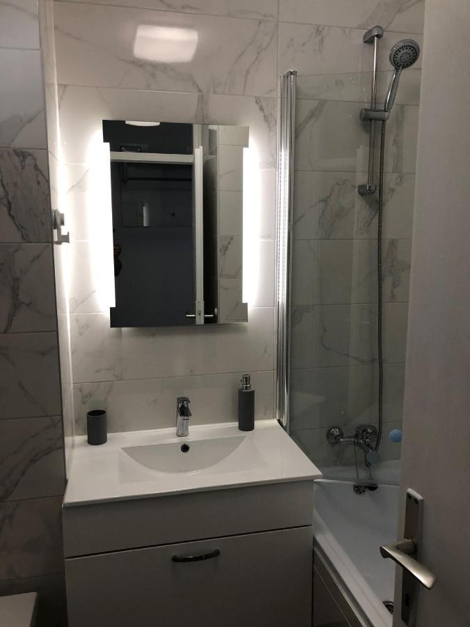 Apartman Valinor Miholascica Экстерьер фото