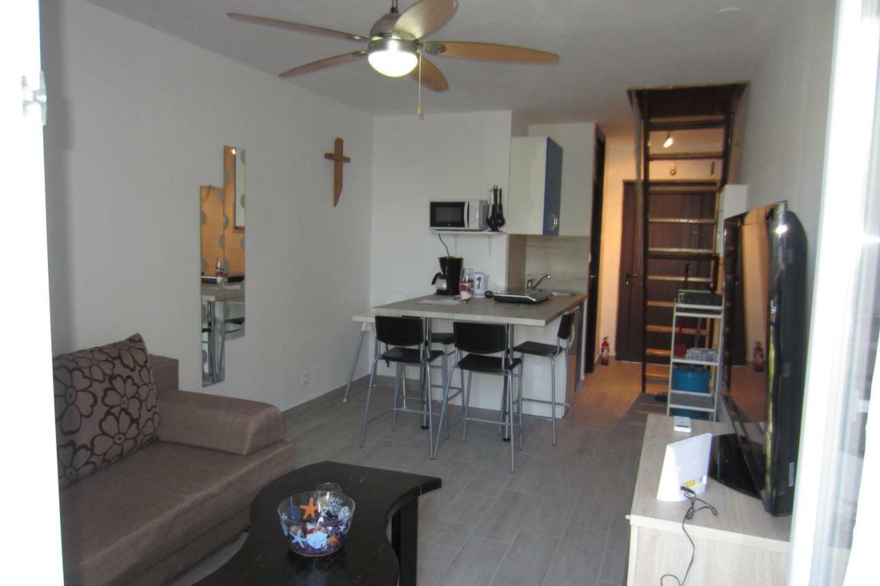 Apartman Valinor Miholascica Экстерьер фото