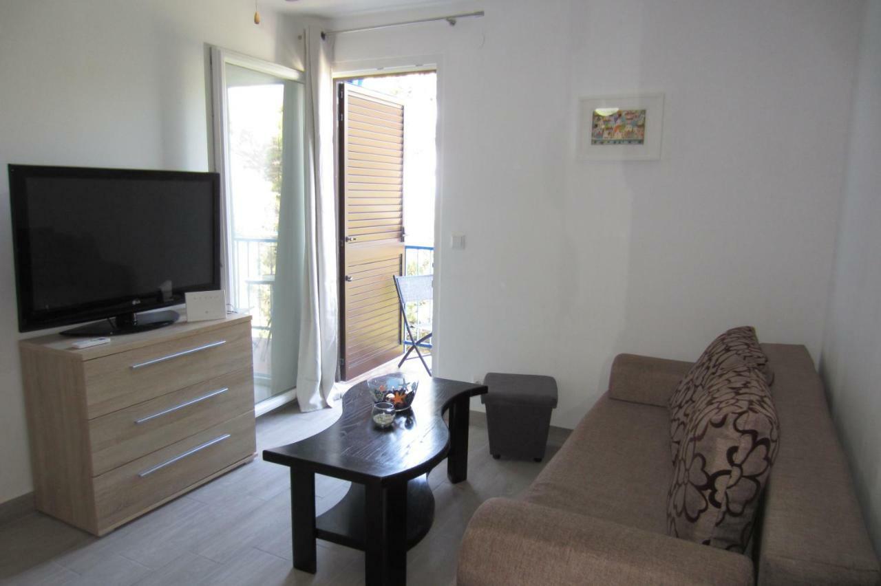 Apartman Valinor Miholascica Экстерьер фото